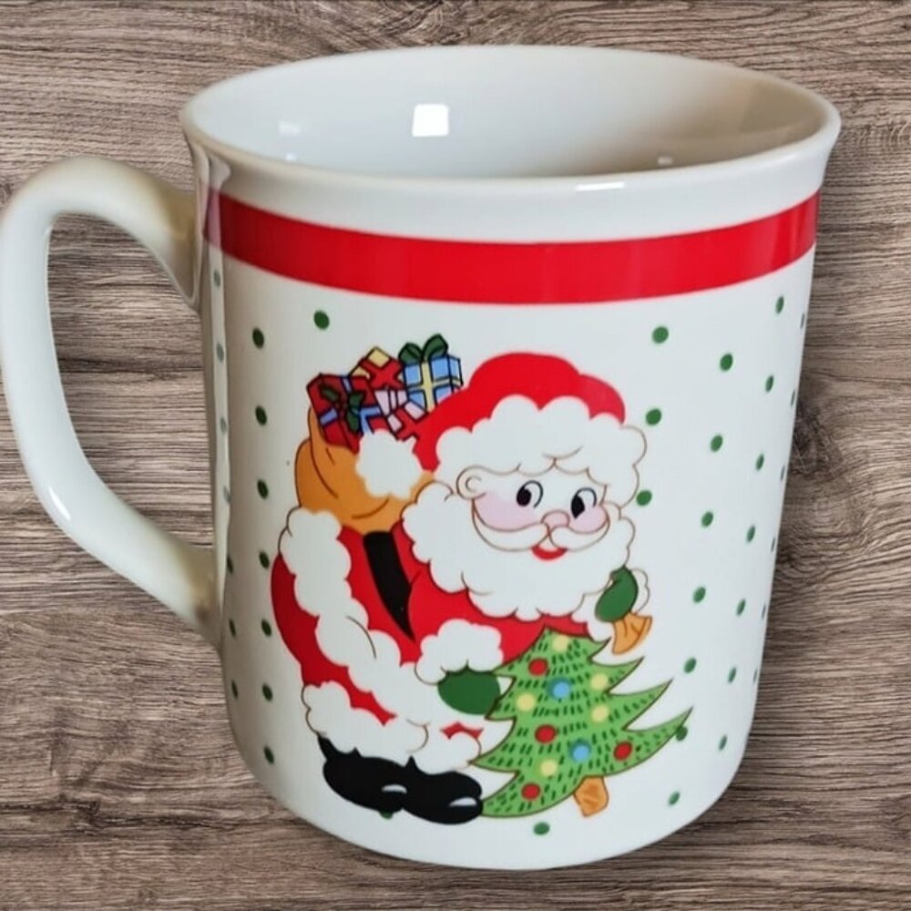 Vintage Christmas holiday Santa toy bag 8oz coffee mug